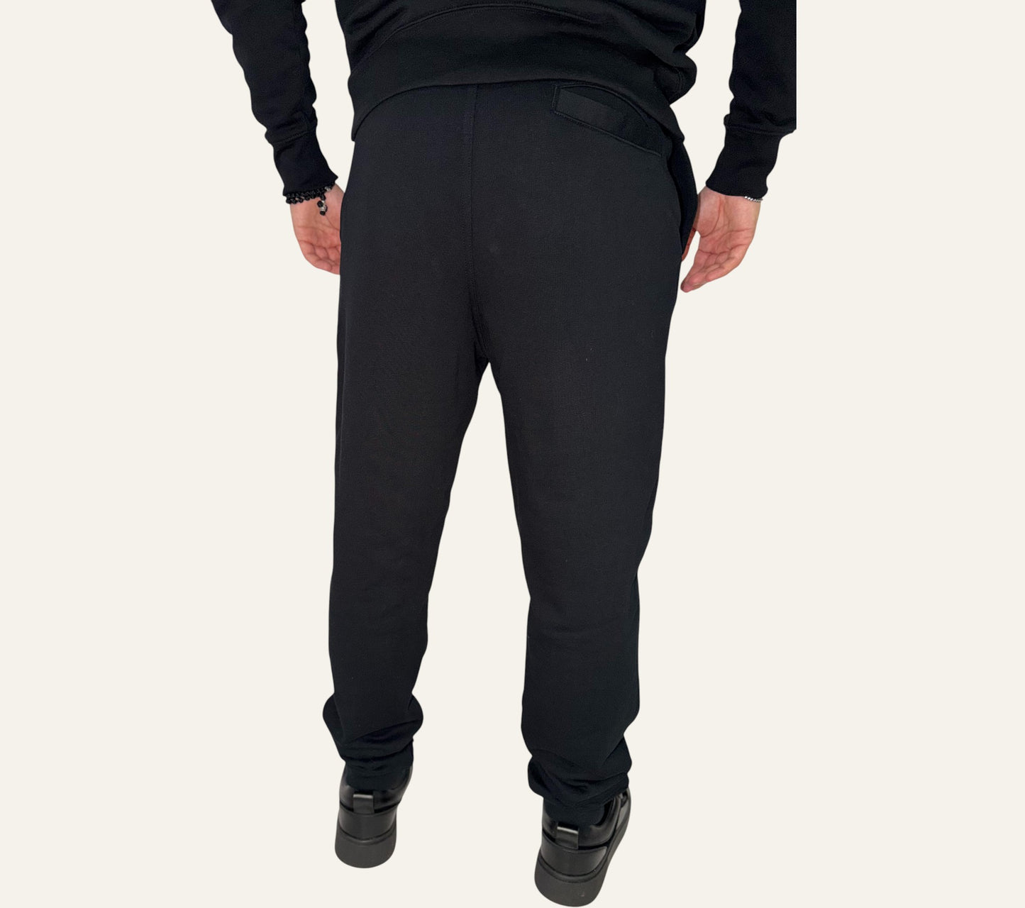 Pantaloni cu broderie Sanctis